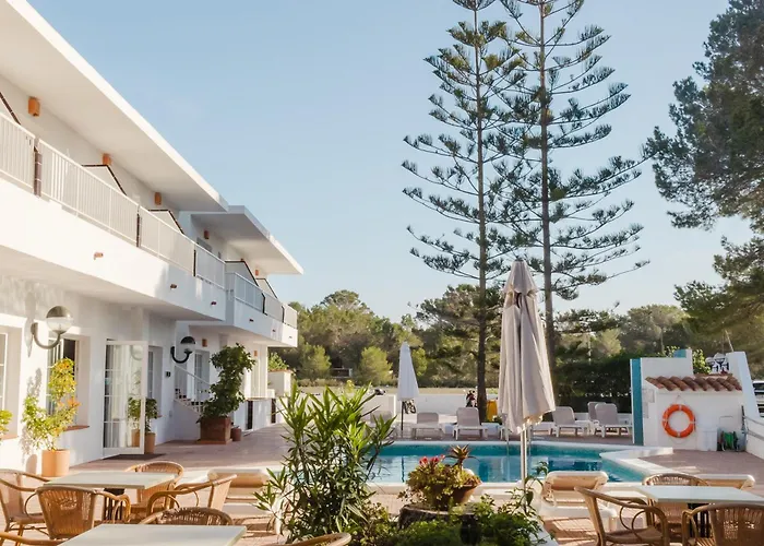 Hostal Es Pi - Formentera Vacaciones Playa de Migjorn